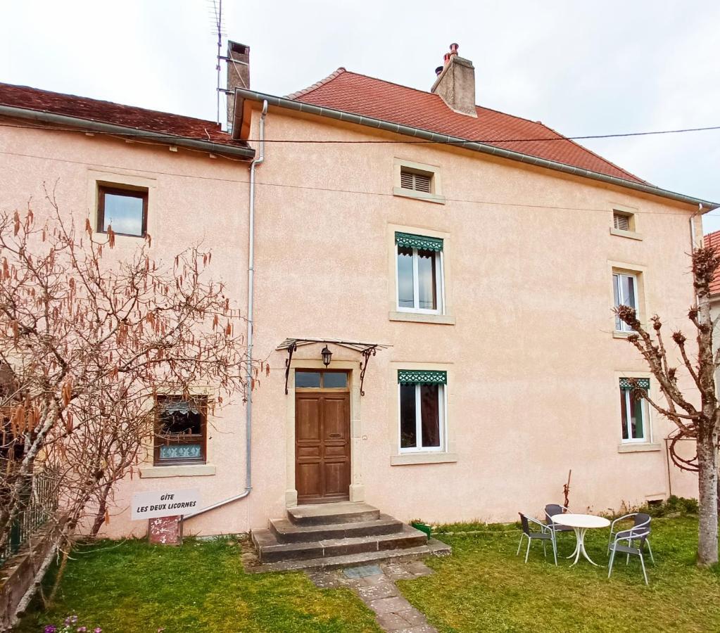 Villa Les Deux Licornes Anchenoncourt-et-Chazel Exterior foto
