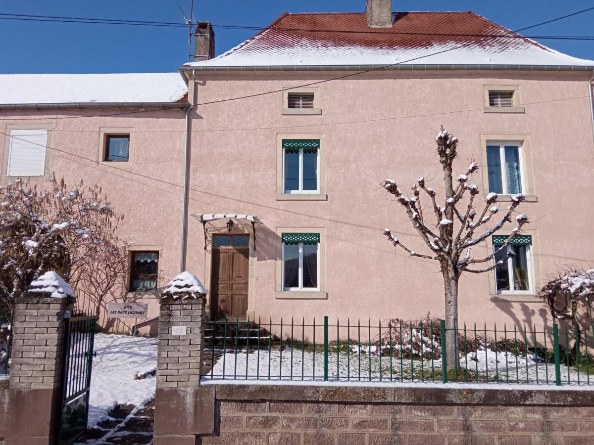 Villa Les Deux Licornes Anchenoncourt-et-Chazel Exterior foto